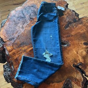 NWT Joe’s Jeans Niki Boyfriend 26